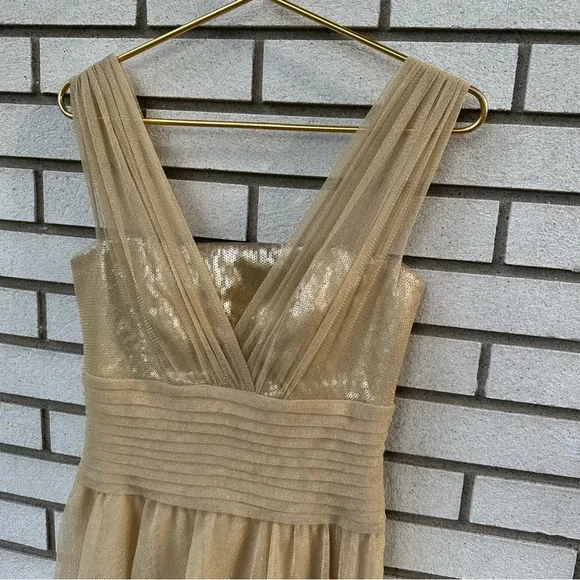 Tadashi Shoji Gold Tiered Gown Petite 6P Sequin V-Neck Tulle Formal Dress  Hoco